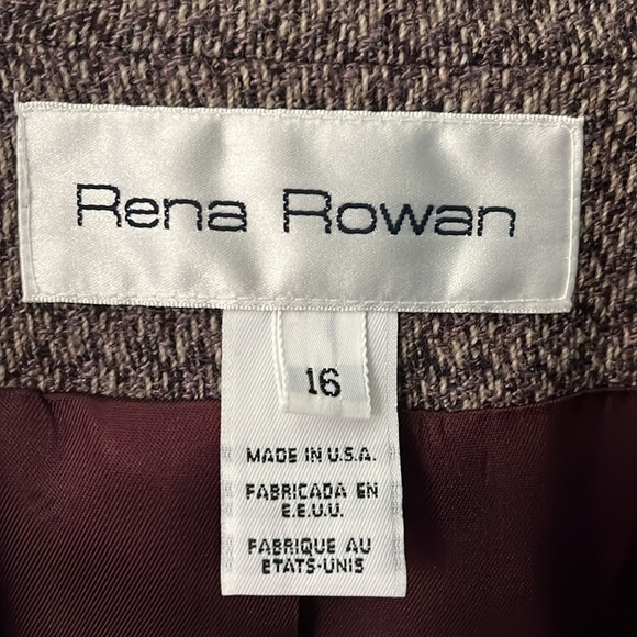 Beautiful maroon blazer 50% wool size 16 Irena Rowan two buttons in front PTP 22 - Picture 2 of 8